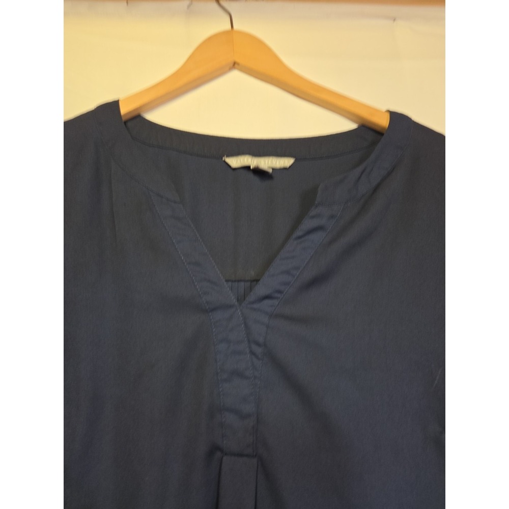 Valerie Stevens 2X Navy Blue High Low Blouse Pleated Back Roll Tab Sleeve - Picture 2 of 10
